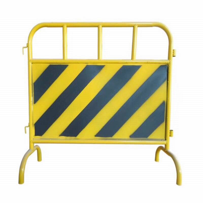 深圳黄黑铁马护栏 市政道路安全隔离护栏 铁马围栏 移动临时铁马
