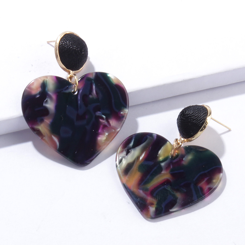 Retro Contrast Color Heart-shaped Acrylic Earrings display picture 5