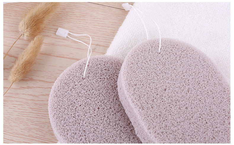 YB071, a 15T thick-hole oval facial cleanser with a single pack of walnuts and a large hanging rope undefined