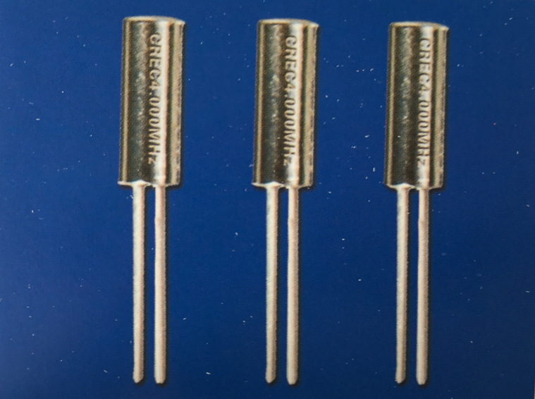 高频圆柱形石英谐振器频率范围3.579~37MHZ 价格仅做参考