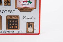 QD-10 Advanced Battery Measuring Meter Button Battery Measuring Meter Movement Tester Demagnetizer Three-in-One