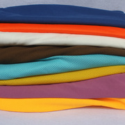 厂家直销运动t恤小网眼布面料 75D珠地网眼布 全涤运动服珠地布料