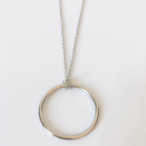 Crazy bestseller!  Magic Props Set Tomorrow Ring Little Magic Knot Necklace and Ring Toy Close View