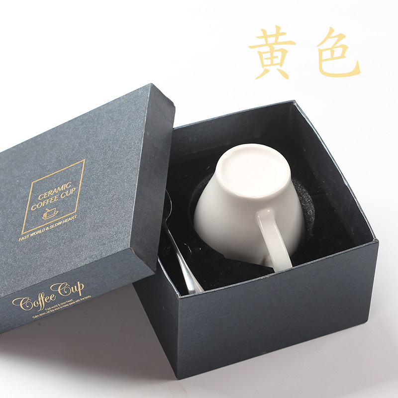 Taza de cerámica creativa taza de agua taza de moda simple taza de café caja de regalo conjunto de cuchara al por mayor