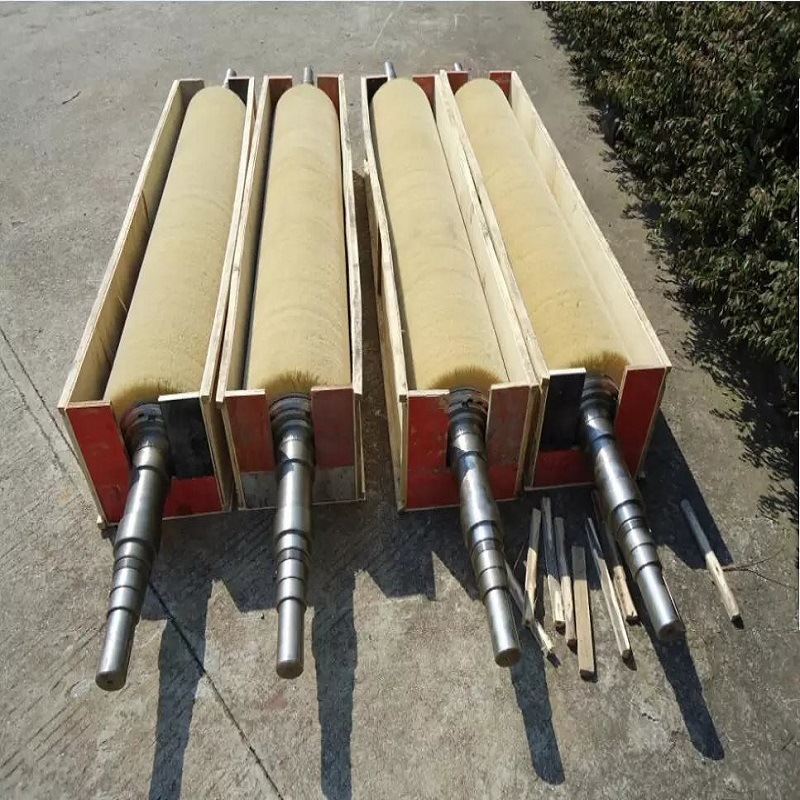 厂家供应造船厂等打磨抛光毛刷辊 钢铁板制造业酸洗刷辊 磨料辊刷