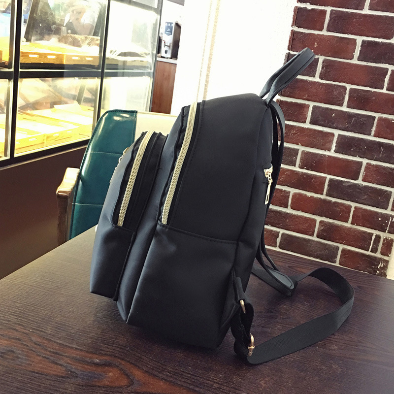 Transfronterizo 2021 nueva mochila de moda para mujeres coreanas mochila casuales de nylon impermeable al aire libre