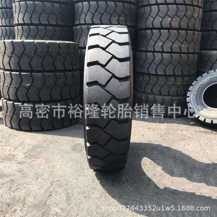 工程合力叉车轮胎8.25-15两大块NHS充气叉车轮胎