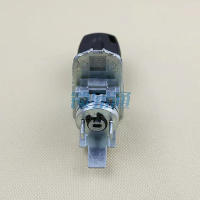 Avtomobil qapı kilidi silindrləri Lock Focus Driver Door Lock