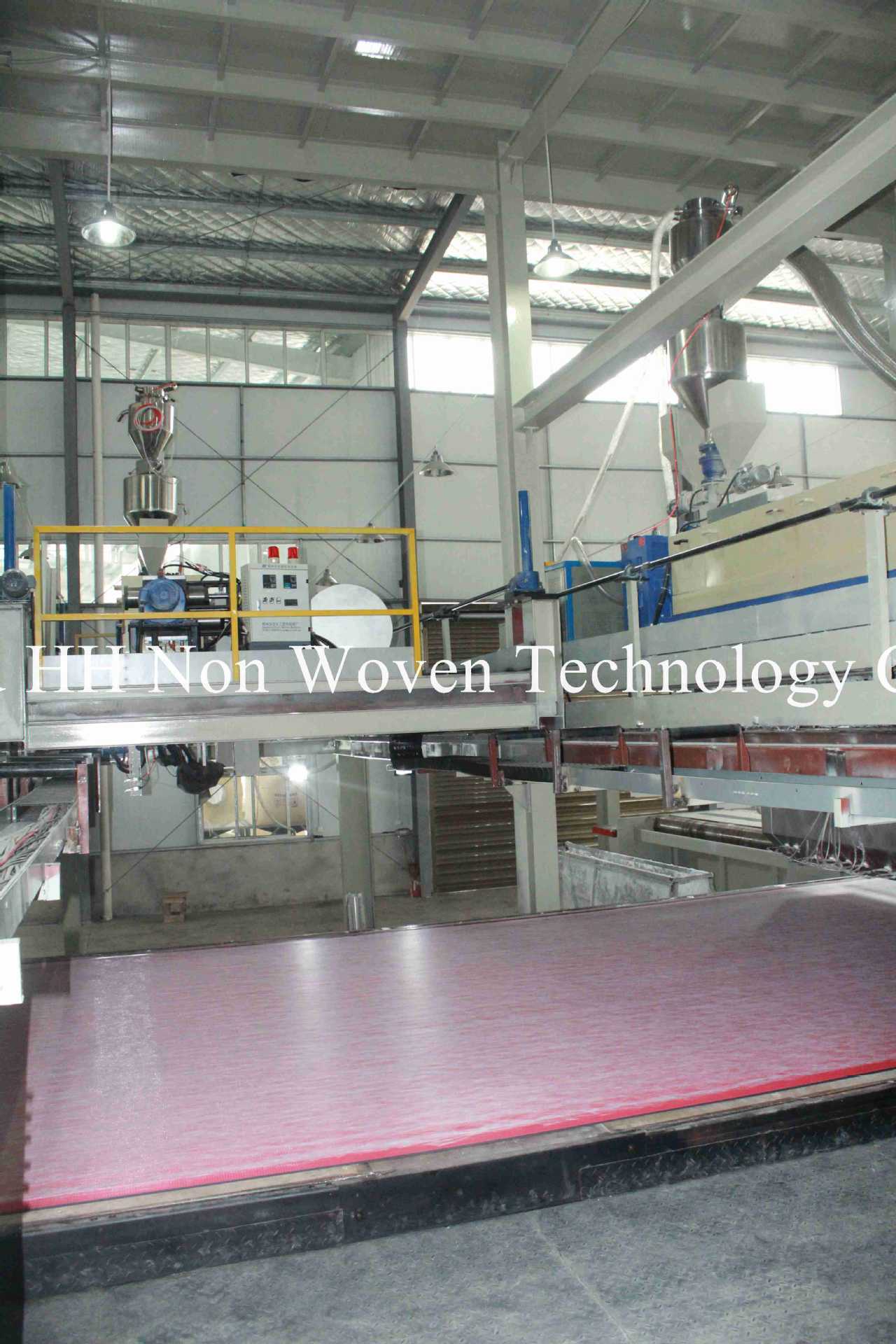 2023新研制辉煌机械高速SMMS无纺布生产线厂家