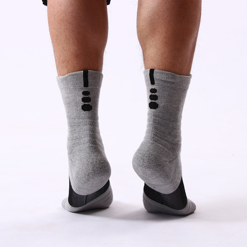 Men's mid-calf sports socks badminton running outdoor elite socks brushed socks sweat-absorbent non-slip basketball socks wholesale