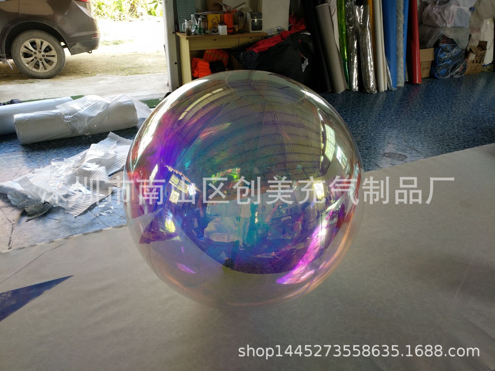 充气镜面球彩色反光镜面球悬挂球酒吧T台展览装修球充气PVC镜面球-阿里巴巴