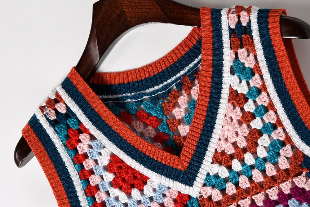 Gilet femme ATTEINDRE LES GENS en Tricot - Ref 3316203 Image 12