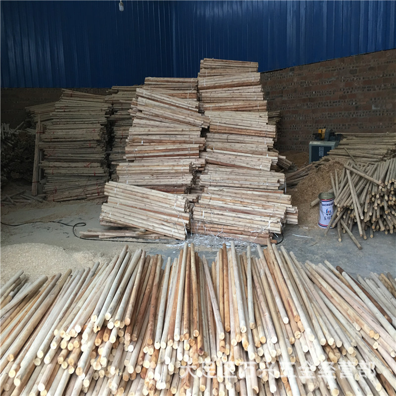 厂家直销农用园林铁锹把木柄桉木锹把铁锹把实木锹把锄头木柄