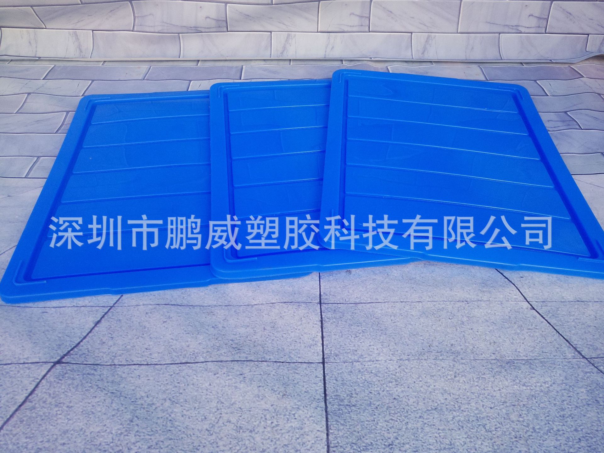 厂家现货直销全国各区域蓝色带盖周转箱 全新料PE材质塑料周转箱