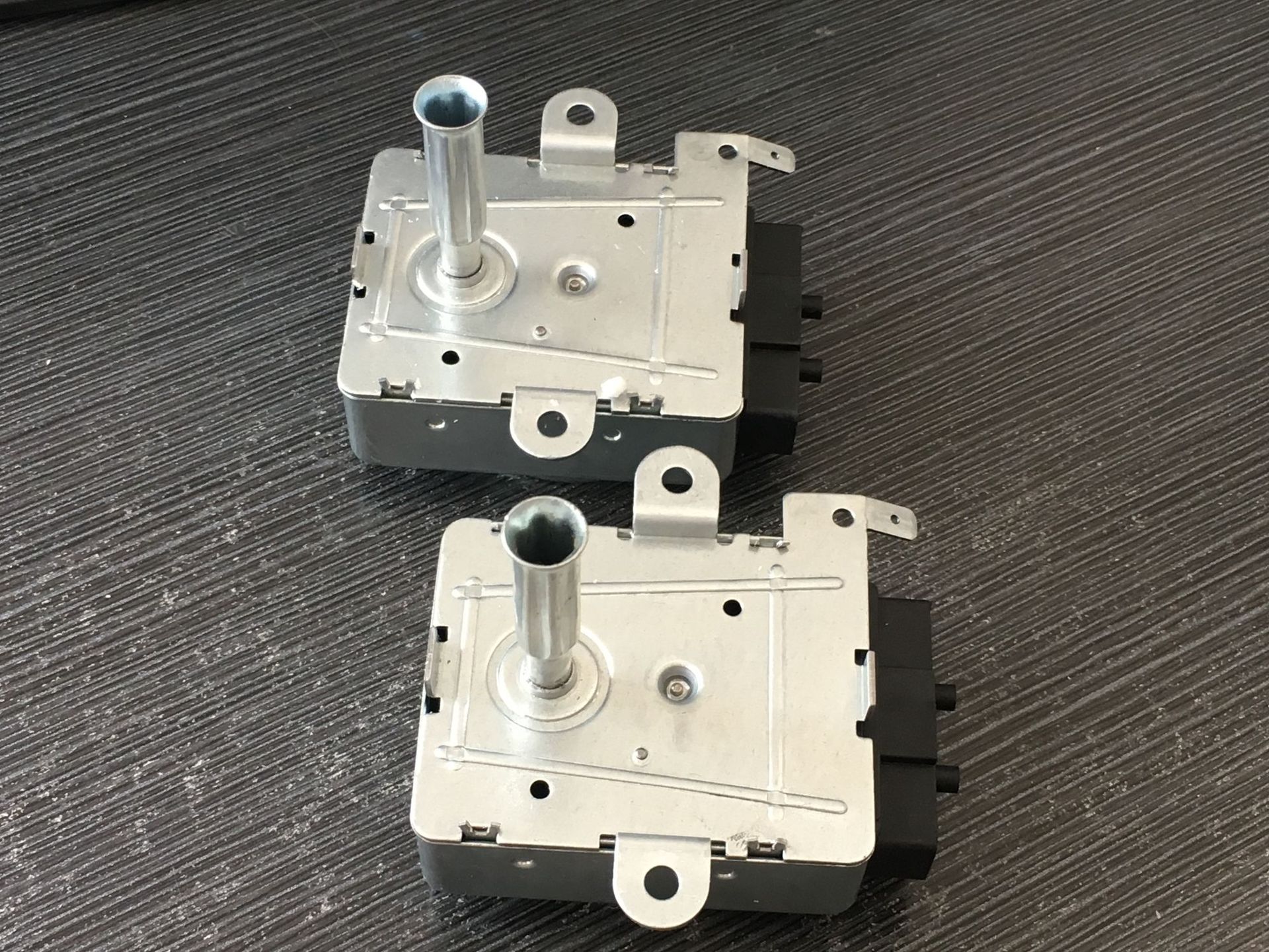 5BFF35E0-E279-4A69-B90E-18D577