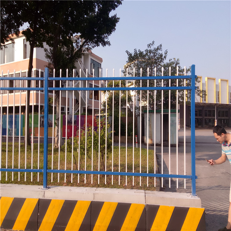 工地锌钢护栏学校厂区锌钢护栏庭院围栏栅栏组装式护栏