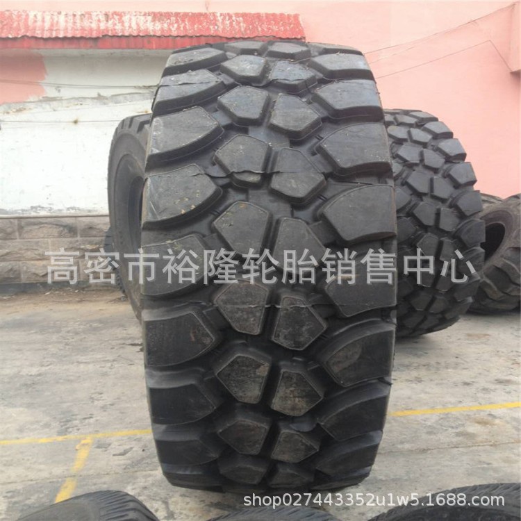 3300R51足球块花工程轮胎 矿用运输机械轮胎 33.00R51自卸车