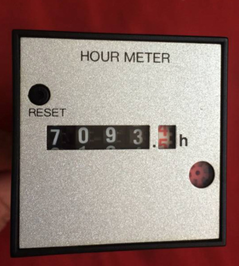  TH242S    AC200V  50/60HZ  1.5W