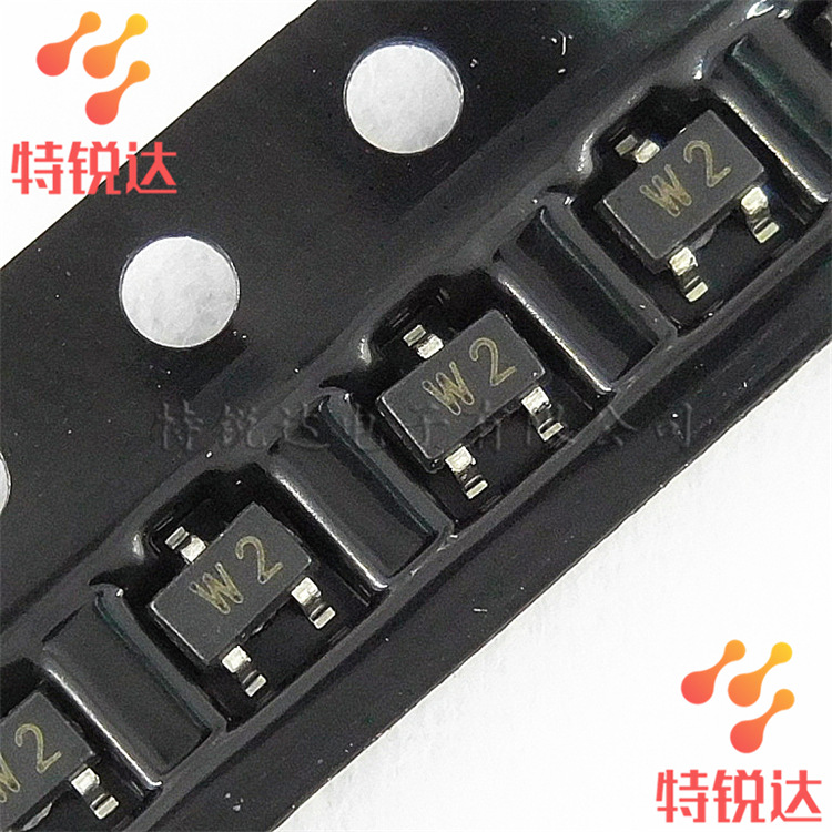 PRF957 PRF957 丝印：W2 SOT-323贴片 超高频宽带晶体管 台产现货