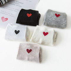 Classic Korean Style Heart Crew Socks for Women, Casual Fashion Cotton Socks, Breathable Cotton Women's Socks Wholesale