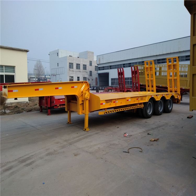 轻体高强板两桥高强钩机板自重6.4吨三桥高强钩机板自重7.9吨