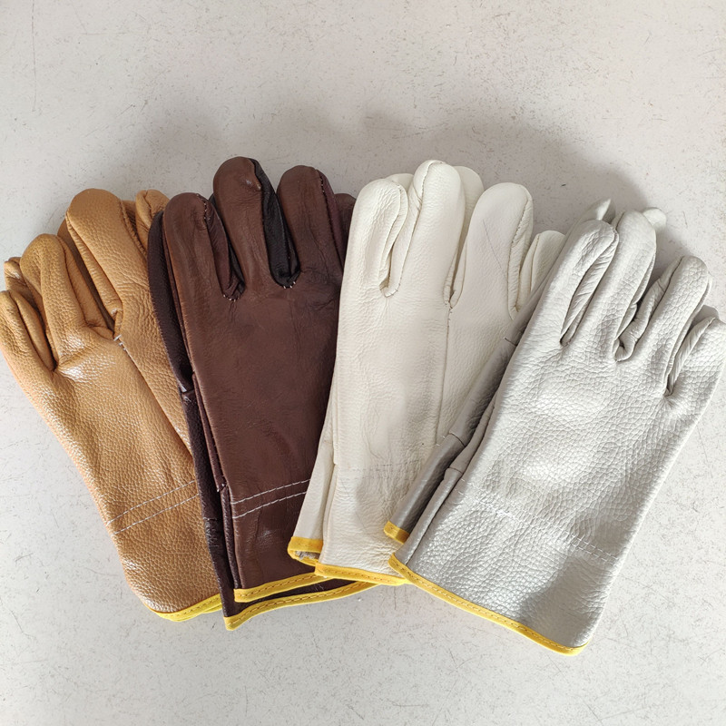 厂家供应机械冶炼造船手套 防护劳保手套 临沂劳作电焊手套批发