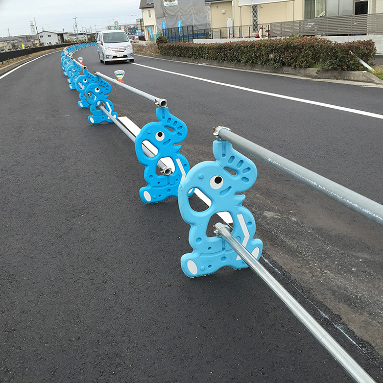 雪糕筒 反光锥 警示柱 大象路障厂家直销 隔离墩 禁止请勿停车