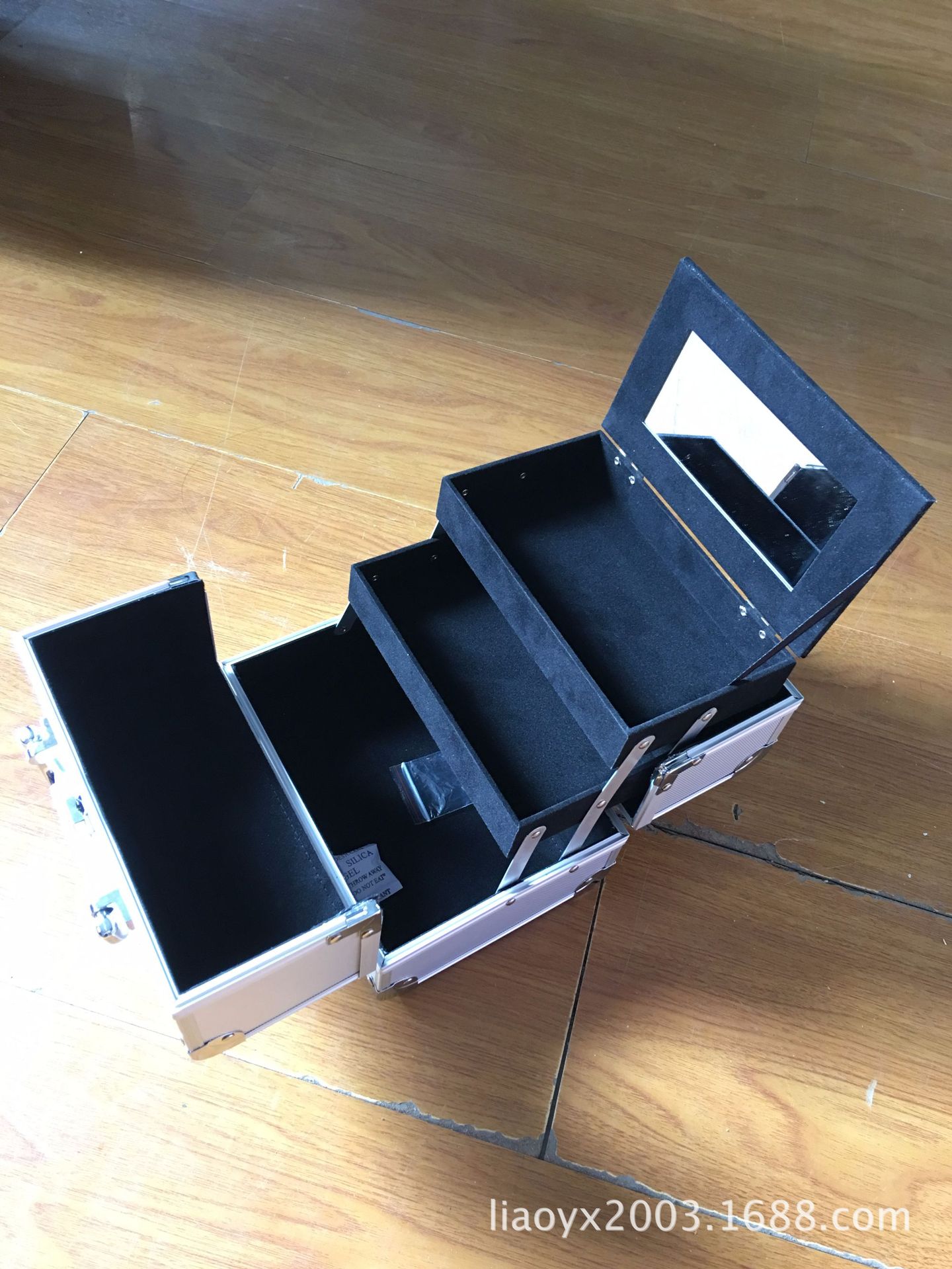 外贸批发韩版化妆箱手提新款化妆箱 多功能化妆箱 美发工具箱