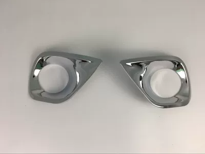 14-15rav4 front fog lamp cover 14 RAV4 front fog lamp frame 14 new RAV4 front fog lamp decorative cover frame (Light frame)