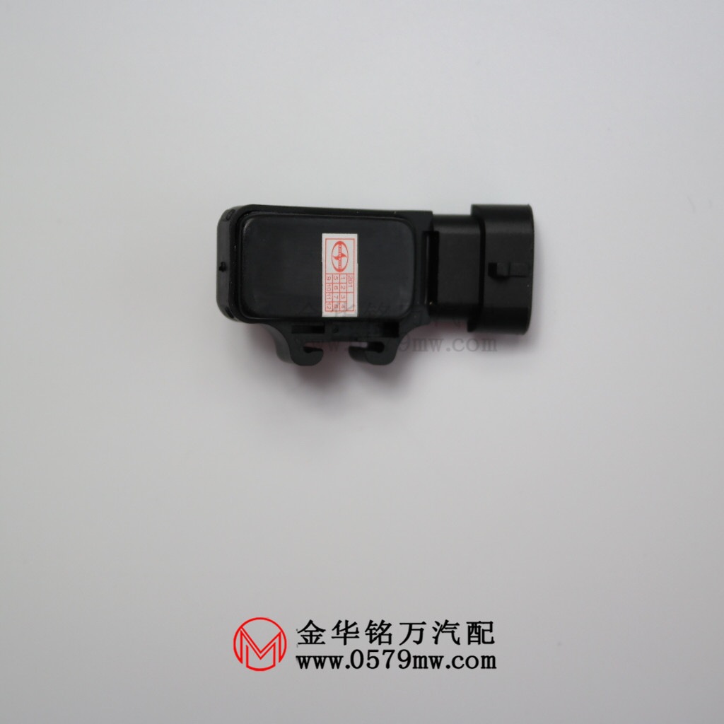 适用于民意昌河五菱哈弗F3小康德尔福二代进气压力传感器28086011