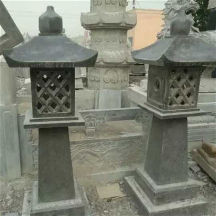 8604850646_1416043299