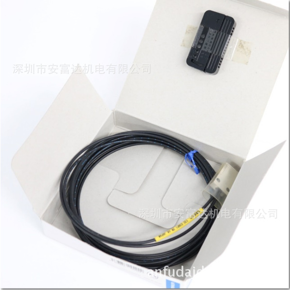  E32-D36P1 2M 供应欧姆龙数字光纤传感器全新原装正品