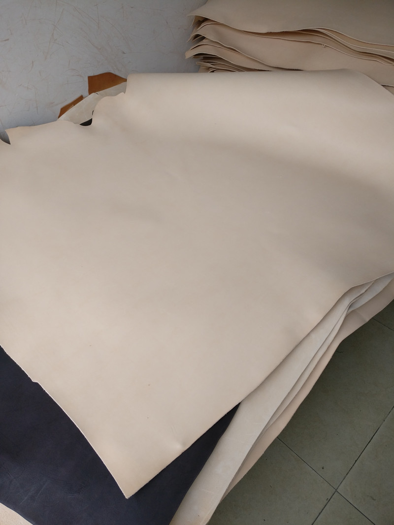 植鞣革皮料头层牛皮料可雕刻可染色内里皮钱包皮具DIY树膏皮1.0mm