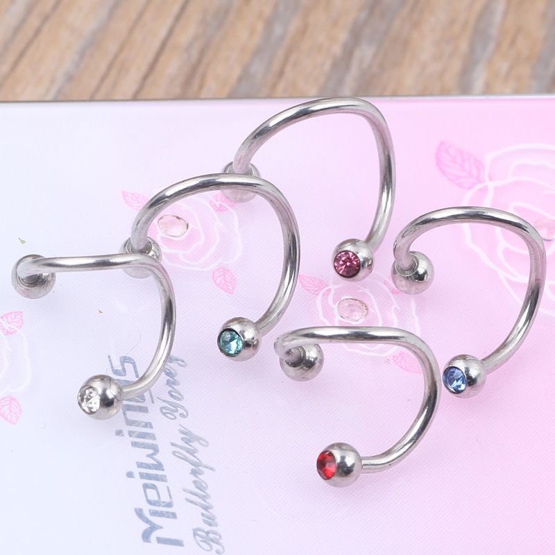 Pointed titanium steel lip stud product view