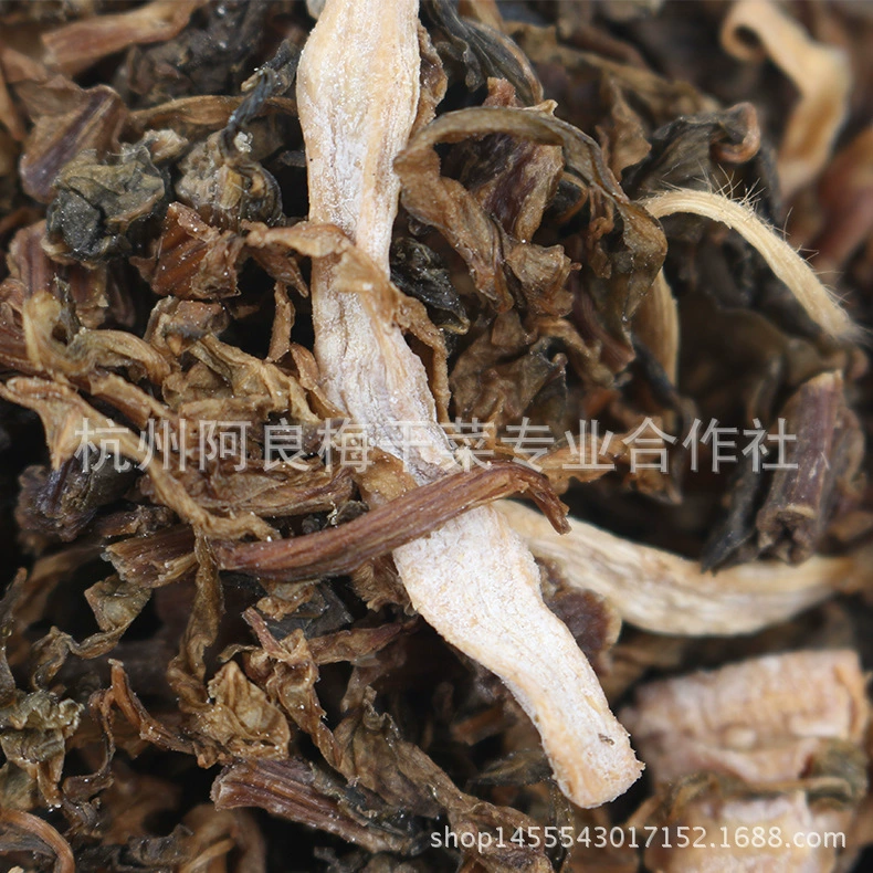 Побеги сливы и сушеные овощи на ферме