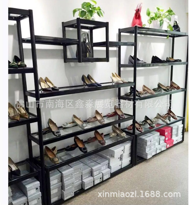 ����ֱ������Ʒ��չ��չʾ�������ִ�չʾ�ܻ�����װ������й�