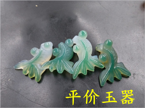Affordable jade jewelry, agate and goldfish pendant, red agate goldfish charm
