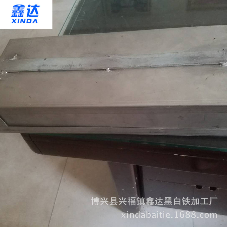 供应镀锌冷冻盘  尺寸标准用料优选26年企业不锈钢三开羊肉盘