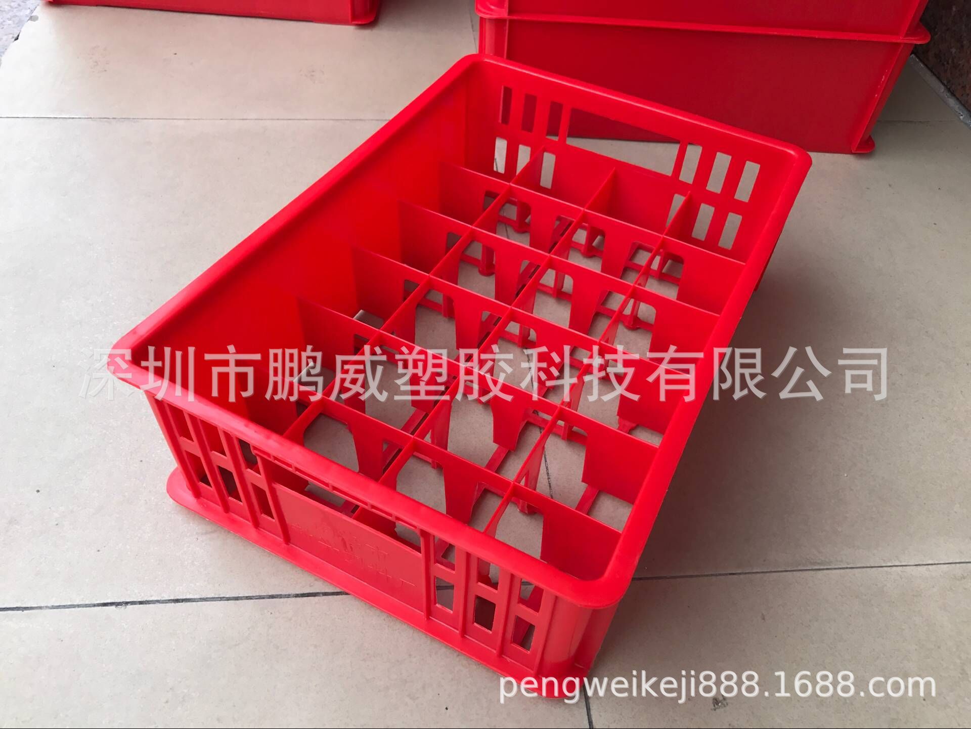 全新料PP材质 红色周转分格箱 24格塑胶杯箱 大红色饮料分格胶箱