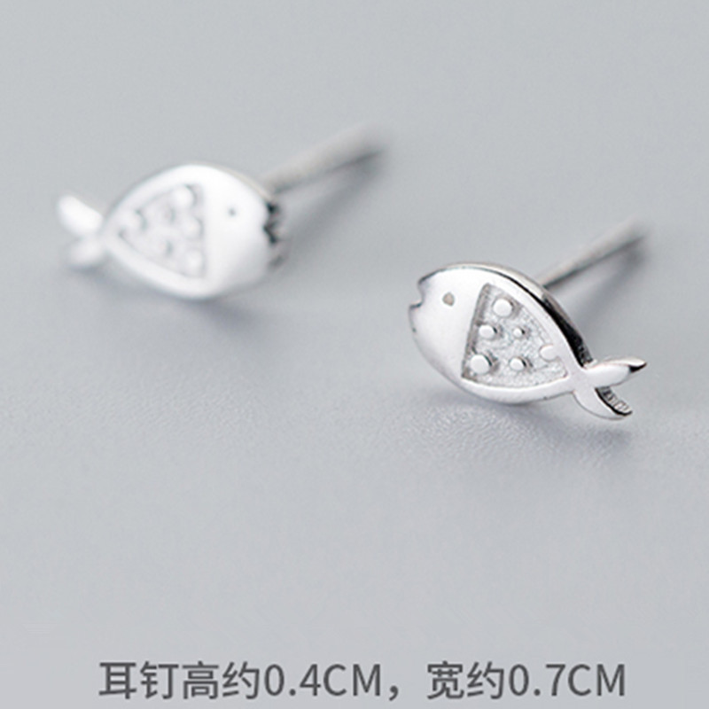 Simple And Cute Fish Earrings display picture 1