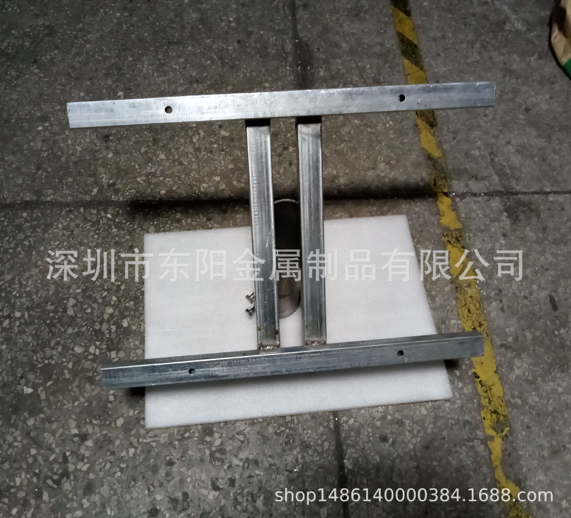 光伏板固定支架 太阳能路灯固定光伏板支架 太阳能灯工字架定做