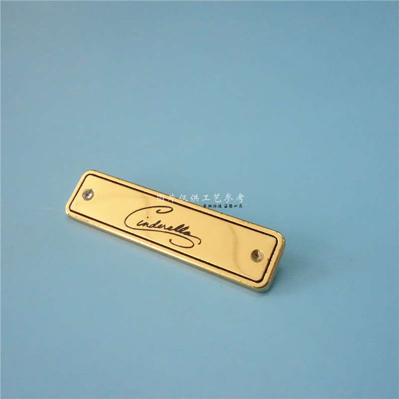 金属标牌定制 服饰皮具铭牌 箱包手袋五金商标标牌