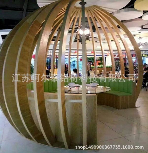 供应装饰弧形铝方通吊顶 波浪形铝方通 木纹弧形铝方通