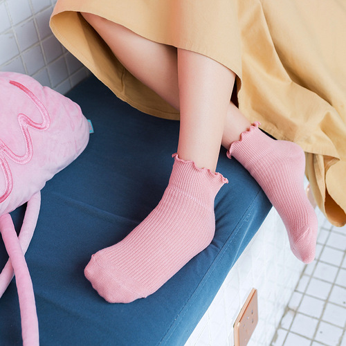 Cotton candy-colored fungus-edged boat socks, fashionable and sweet short socks, factory direct sales, 10 colors for autumn and winter women's socks