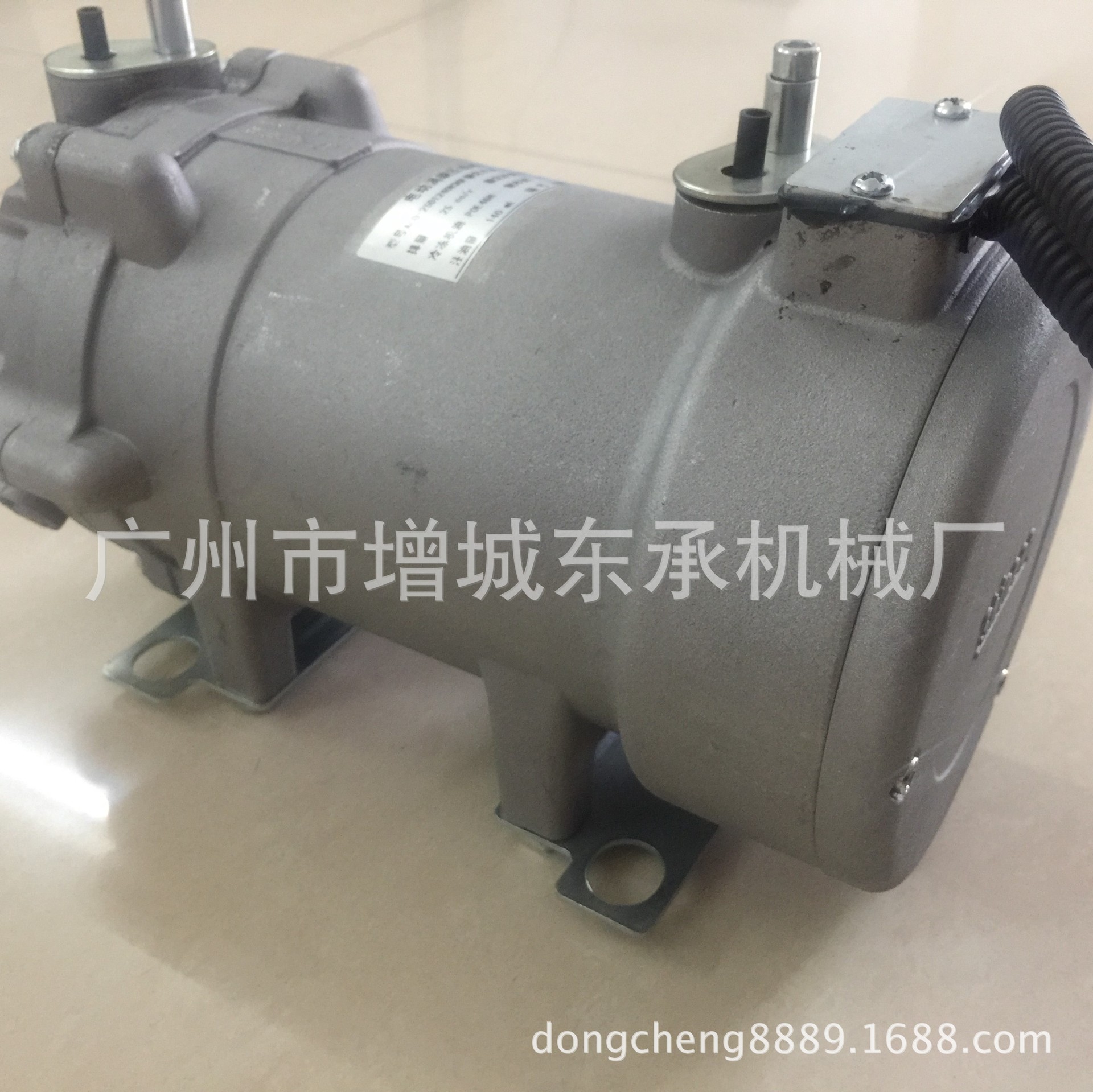 厂家供应 240V 纯电动汽车空调压缩机 新能源汽车空调压缩机