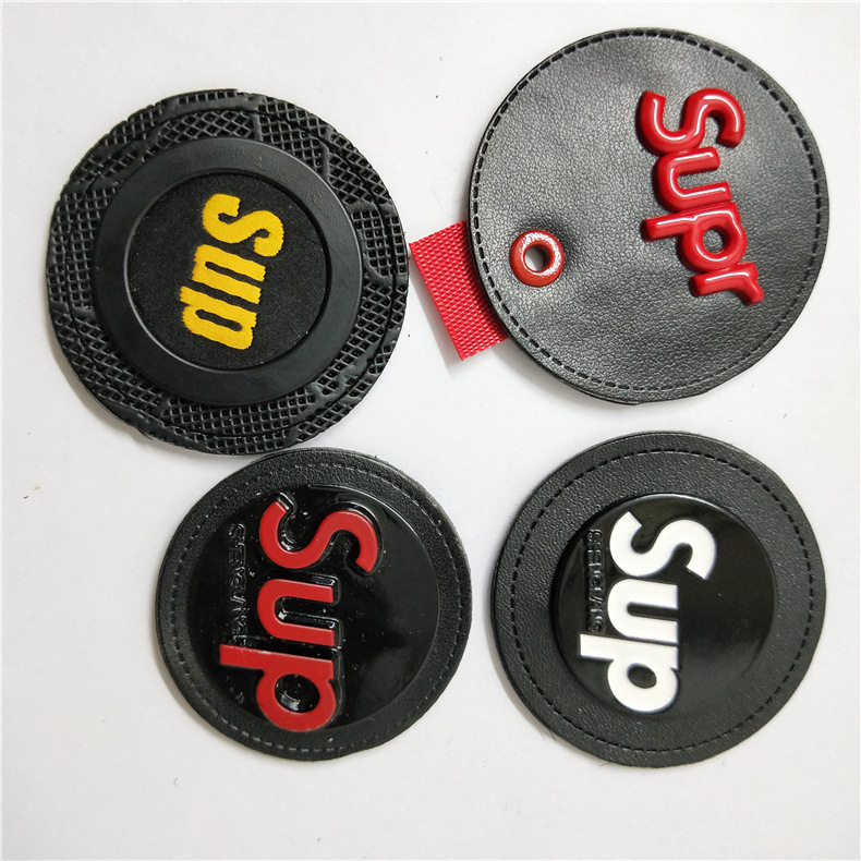 圆形方形气眼金属pu皮标绣花丝印高频热压皮牌织带布标矽利康商标