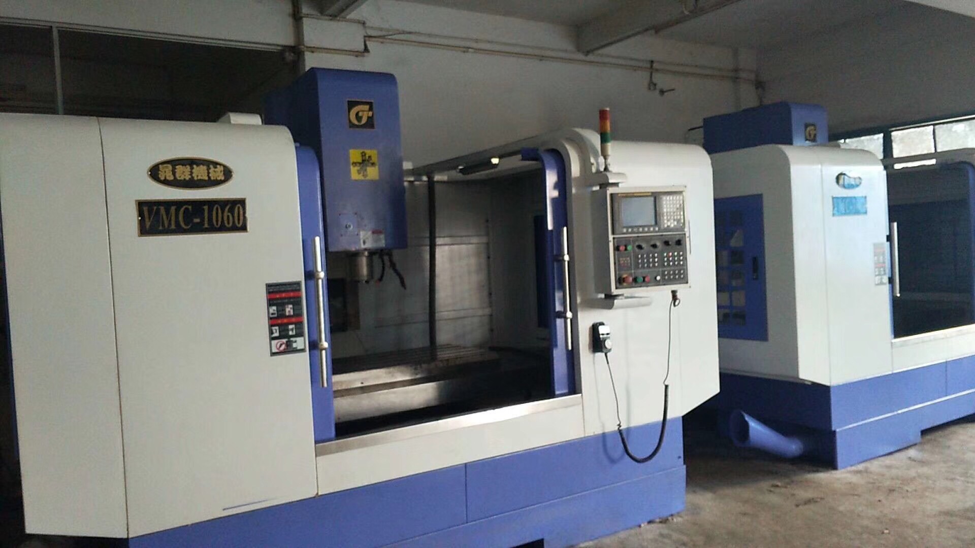 二手台湾晁群VMC-1060数控铣电脑锣加工中心发那克0iMD系统