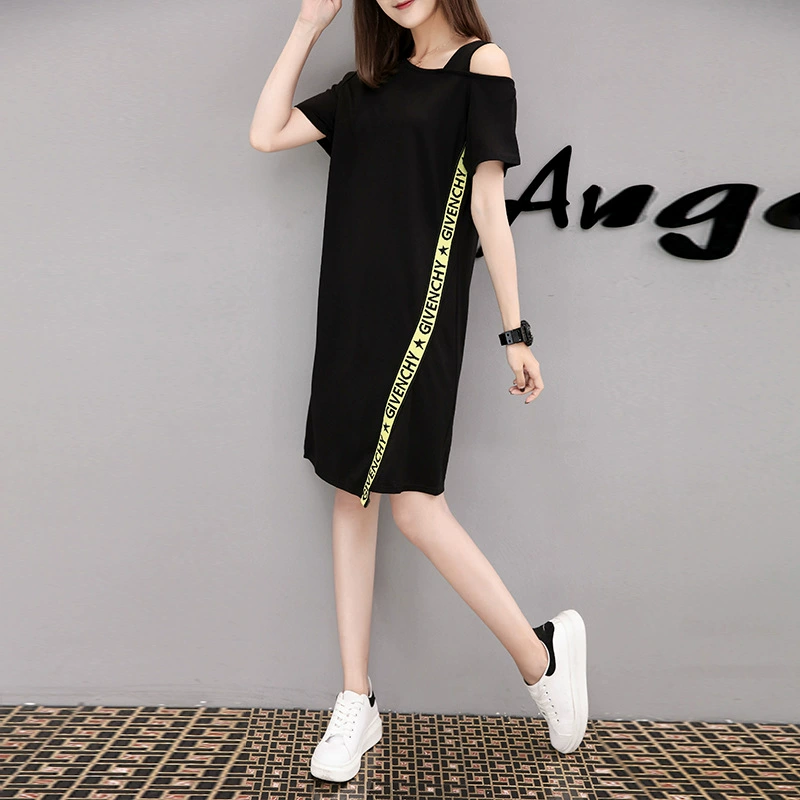 Оптовая продажа 2024 летняя новая свободная футболка средней длины с короткими рукавами и открытыми плечами на ремешке для женщин, базовое платье больших размеров