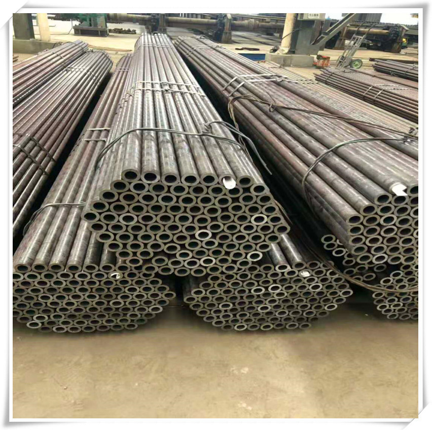 供应乌海市32X4X6等各种规格20#无缝钢管、包头钢材
