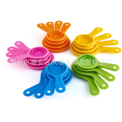 批发烘焙用具量杯套装 带刻度塑料测量勺 可伸缩硅胶折叠量勺